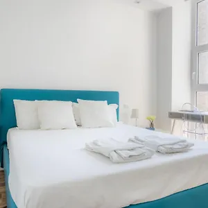  Apartamento Sunlit 1 Bedroom Via Pirelli
